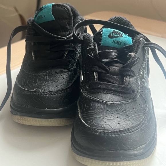 Nike Airforce 1 boys toddler runners, size 8 - Picture 2 of 5